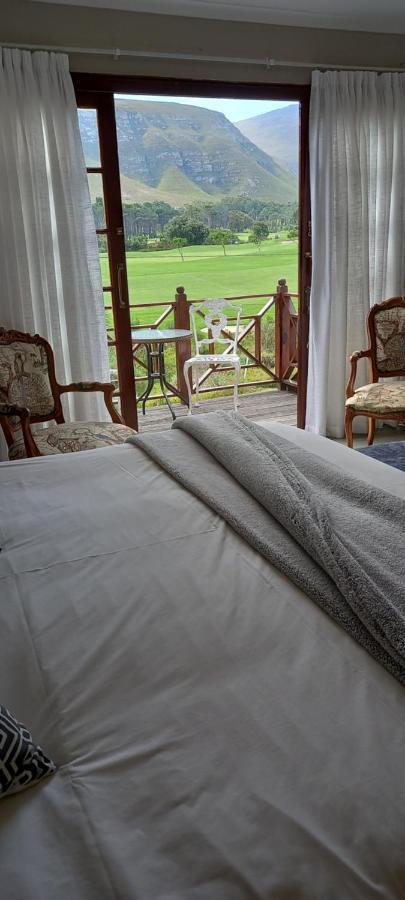 Mulligans Guest Lodge 허머너스 외부 사진