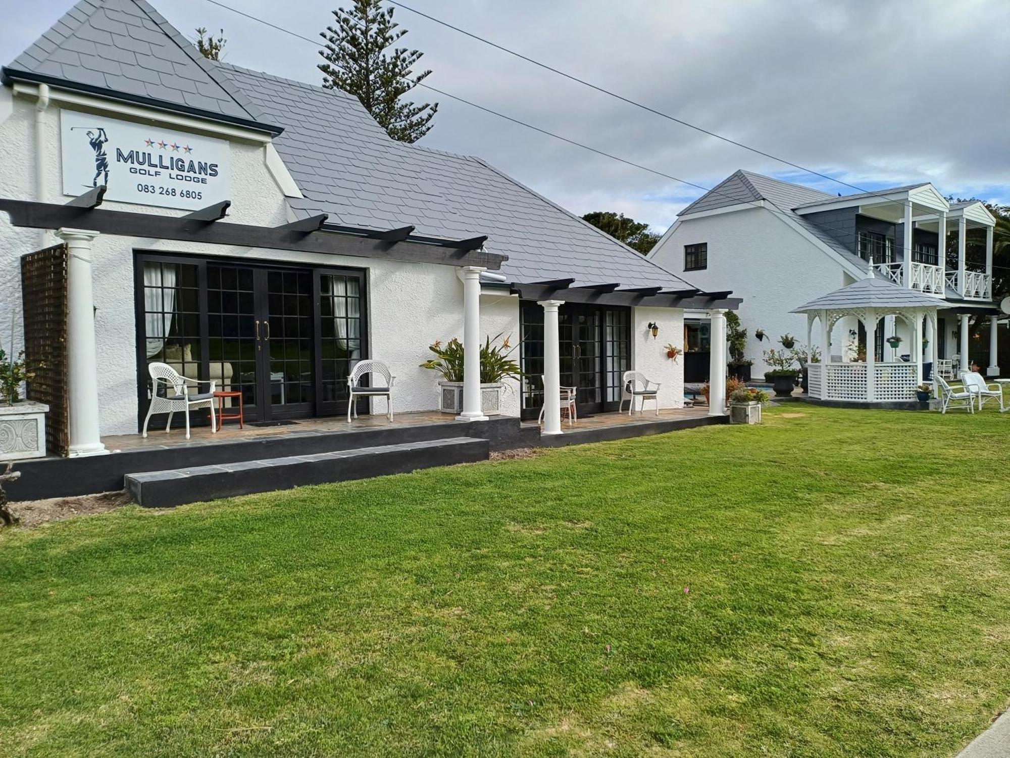 Mulligans Guest Lodge 허머너스 외부 사진